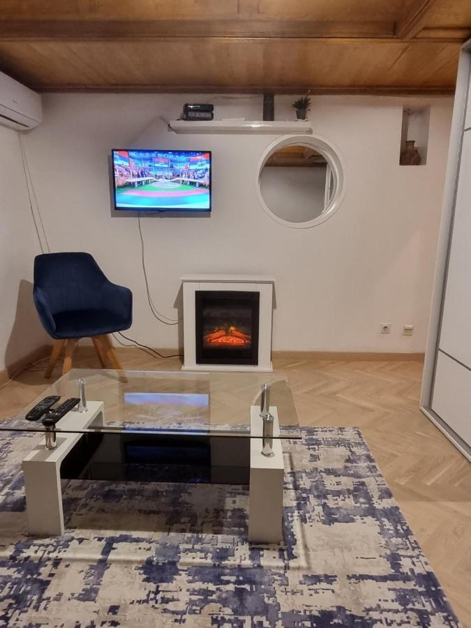Drinka Parlament Center Apartment Belgrade Luaran gambar