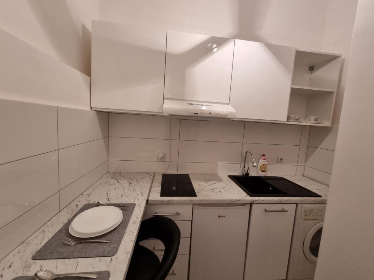 Drinka Parlament Center Apartment Belgrade Luaran gambar