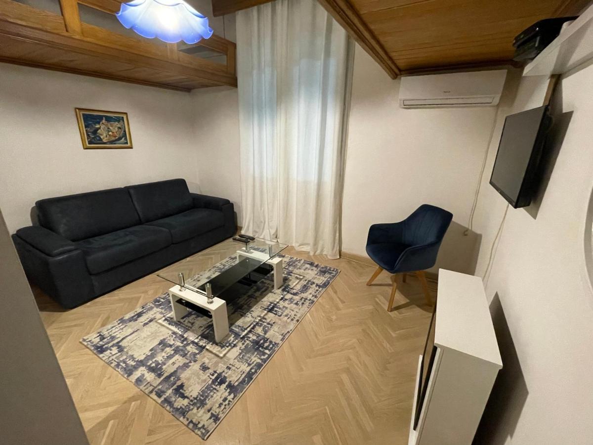 Drinka Parlament Center Apartment Belgrade Luaran gambar